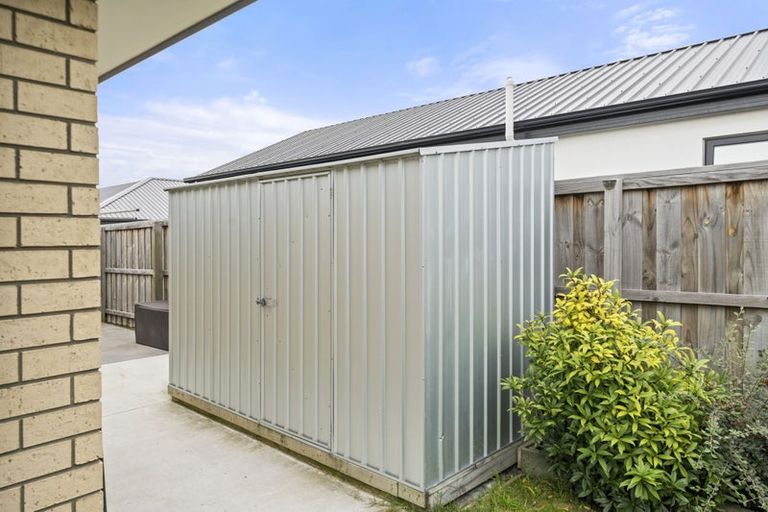 Photo of property in 6 Kilmurry Street, Halswell, Christchurch, 8025