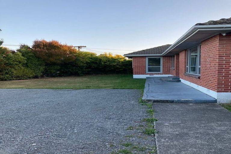 Photo of property in 8 Renfrew Street, Upper Riccarton, Christchurch, 8041
