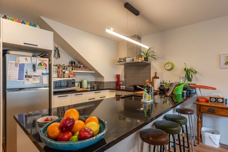 Photo of property in 239u6 Adelaide Road, Newtown, Wellington, 6021