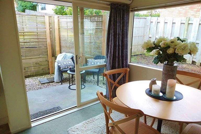 Photo of property in 1/7 Mably Court, Stanmore Bay, Whangaparaoa, 0932