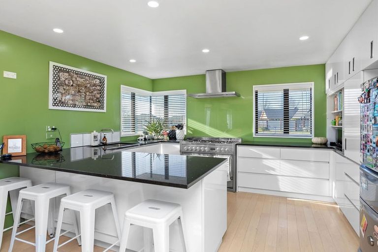 Photo of property in 10 Picasso Place, Rolleston, 7614