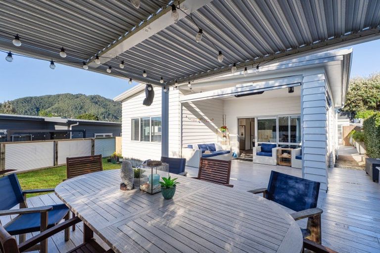 Photo of property in 10 Oceanair Drive, Pauanui, Hikuai, 3579