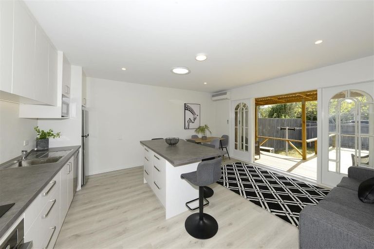 Photo of property in 164 Blighs Road, Strowan, Christchurch, 8052