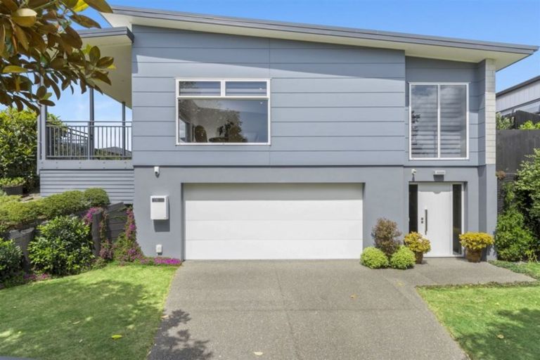 Photo of property in 30 Harbelle Close, Bethlehem, Tauranga, 3110