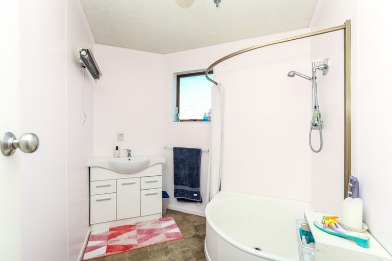 Photo of property in 152b Regan Street, Stratford, 4332