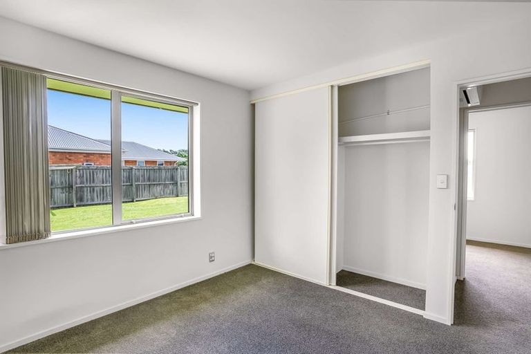 Photo of property in 69 Acacia Avenue, Rangiora, 7400