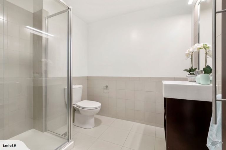 Photo of property in 3-01/424 Maunganui Road, Mount Maunganui, 3116