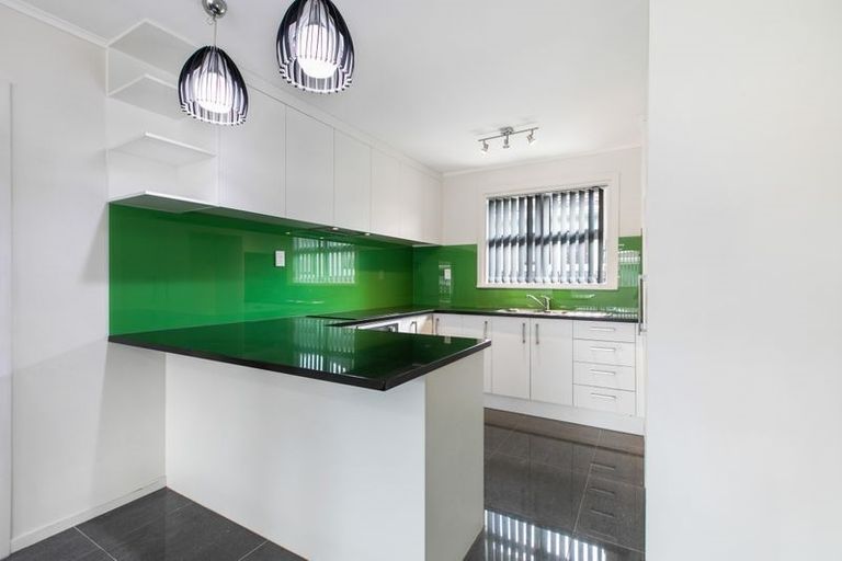 Photo of property in 48a Mountain Road, Mangere Bridge, Auckland, 2022