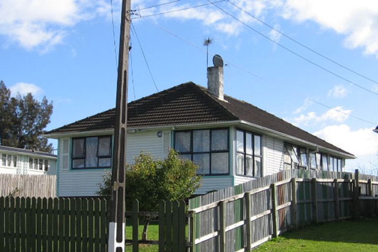 Photo of property in 4 Ingram Crescent, Otara, Auckland, 2023