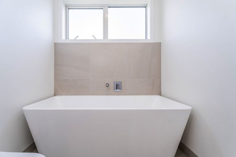 Photo of property in 162 Kupe Drive, Whitianga, 3510