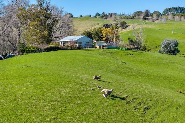 Photo of property in 275 Admiral Road, Admiral Hill, Gladstone, 5883