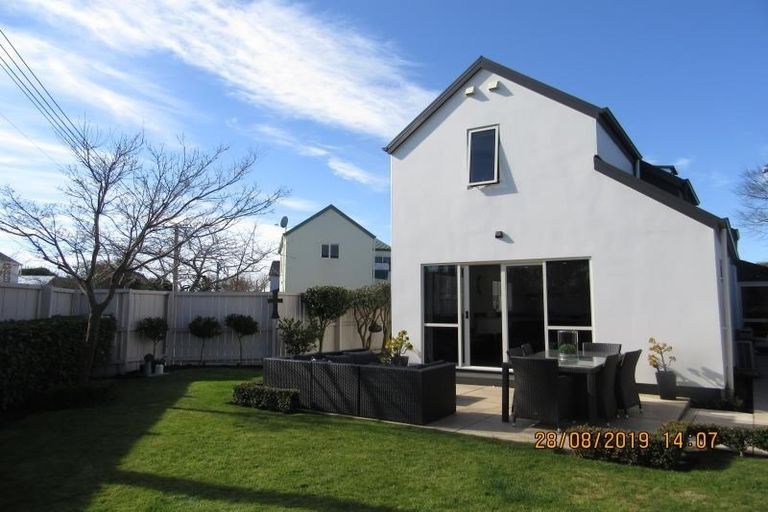 Photo of property in 40 Dover Street, St Albans, Christchurch, 8014