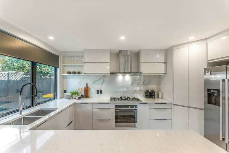 Photo of property in 3/4 Morrow Avenue, Bucklands Beach, Auckland, 2012
