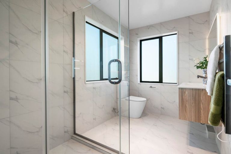 Photo of property in 12c Wylie Avenue, Sunnynook, Auckland, 0620