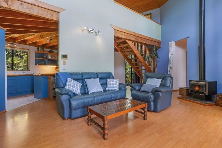 Photo of property in 32 Abergeldie Way, Cambridge, 3434