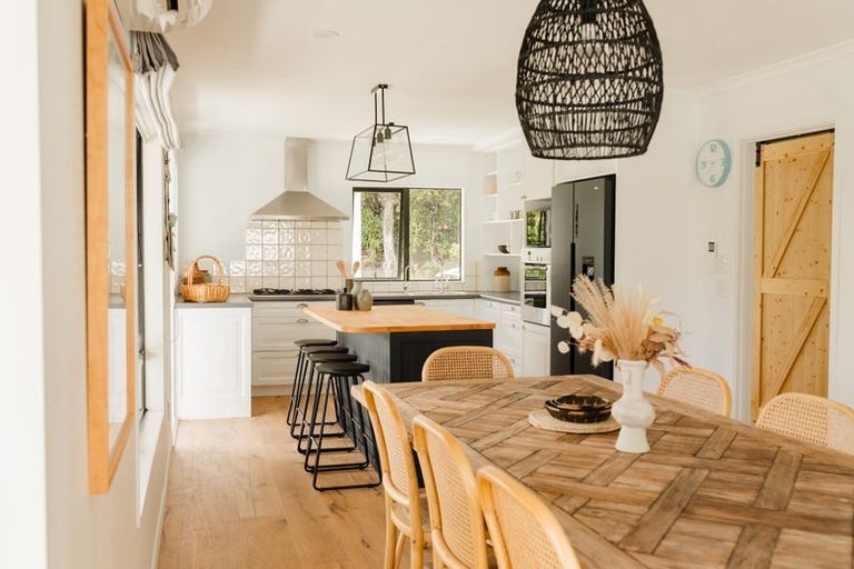 Photo of property in 144 Govan Wilson Road, Whangaripo, Wellsford, 0985