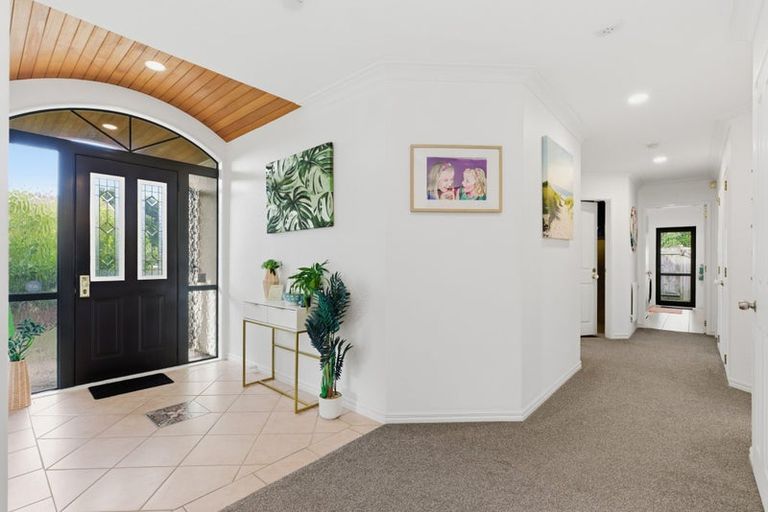 Photo of property in 35 Ocean Crest, Papamoa Beach, Papamoa, 3118