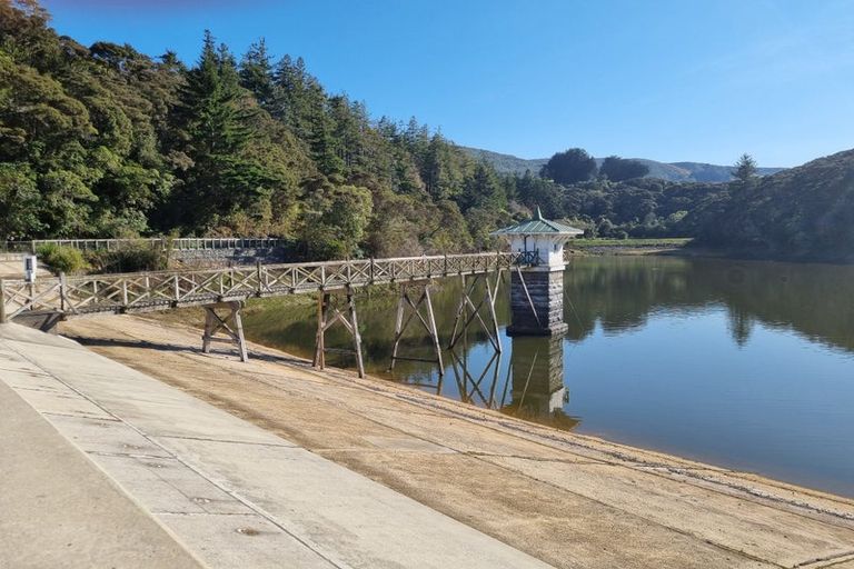 Photo of property in 195 Wakari Road, Helensburgh, Dunedin, 9010