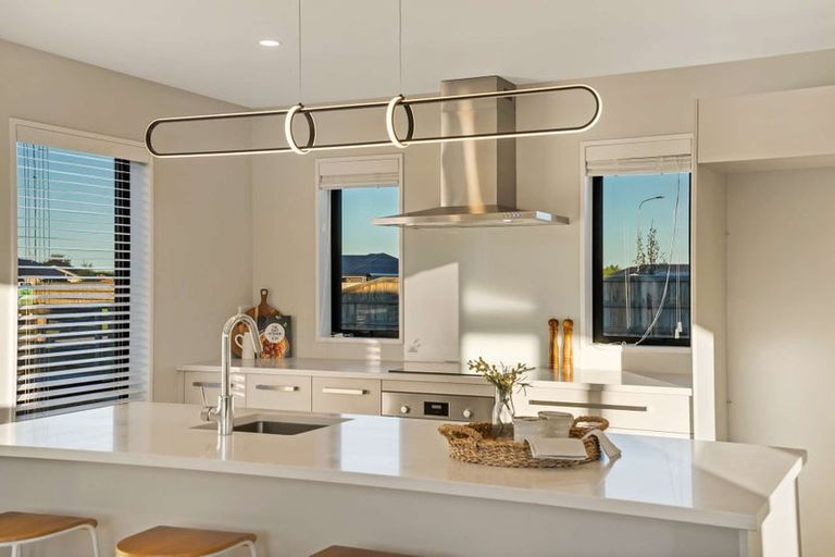 Photo of property in 1 Harrier Place, Amberley, 7410