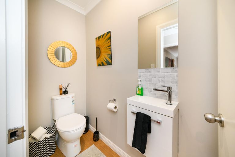 Photo of property in 71d Avenue Road, Foxton, 4814