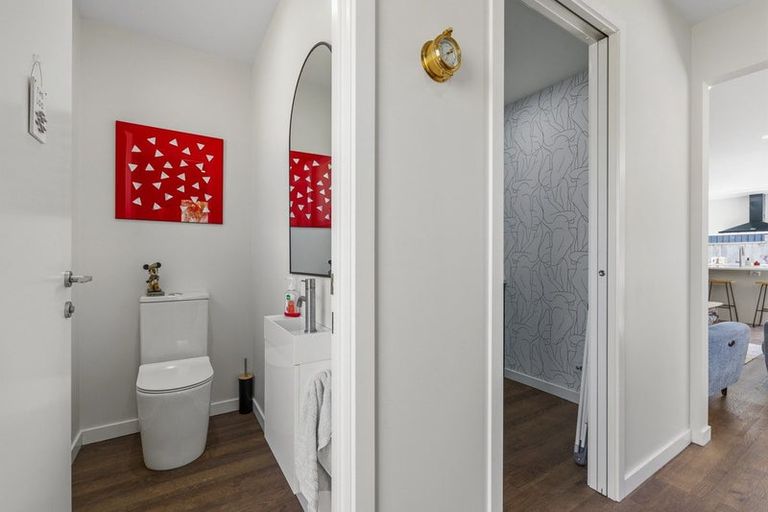 Photo of property in 15 Muster Road, Jacks Point, 9371