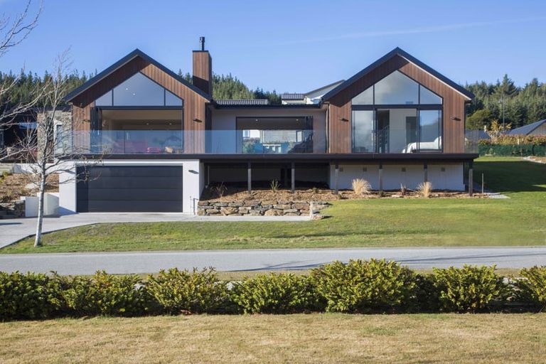 Photo of property in 12 Stevenson Way, Rangatira Park, Taupo, 3330