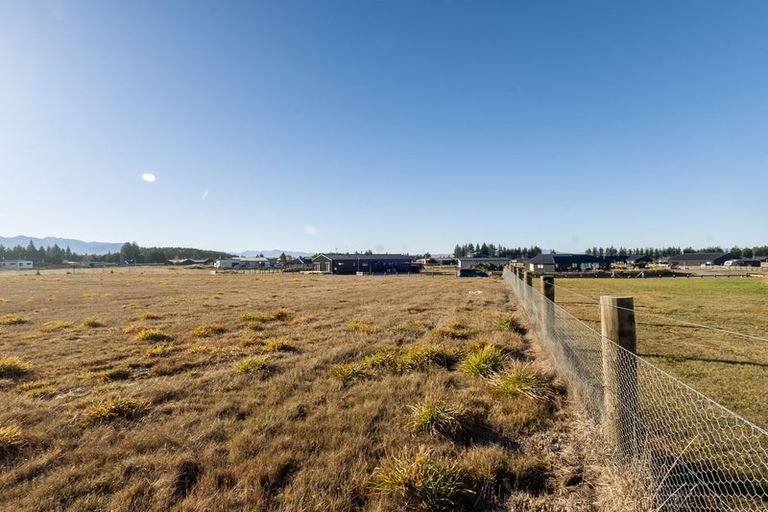 Photo of property in 13 Tussock Crescent, Twizel, 7901