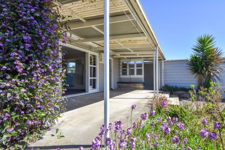 Photo of property in 3 Walnut Lane, Carterton, 5713