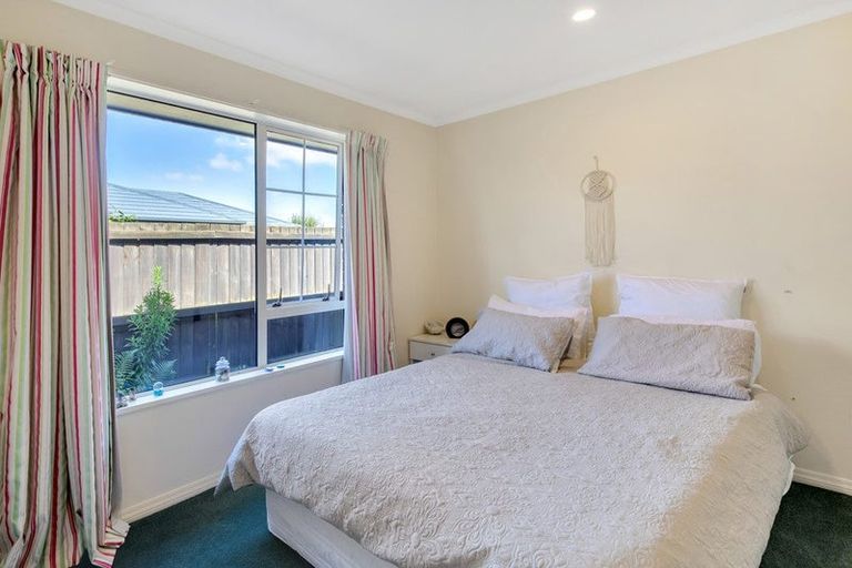 Photo of property in 16 Durrell Way, Rolleston, 7614