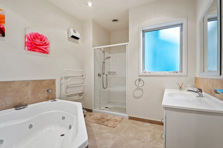 Photo of property in 209 Peninsula Road, Kawarau Falls, Queenstown, 9300