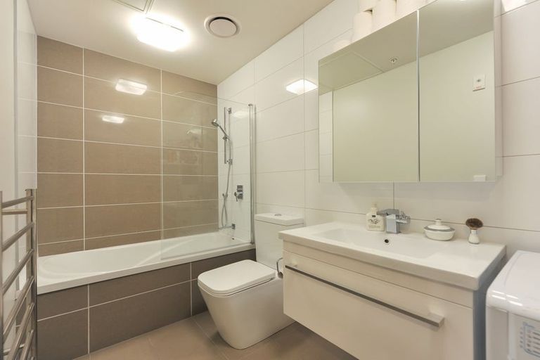 Photo of property in Masina Apartments, 111/80u Riddiford Street, Newtown, Wellington, 6021
