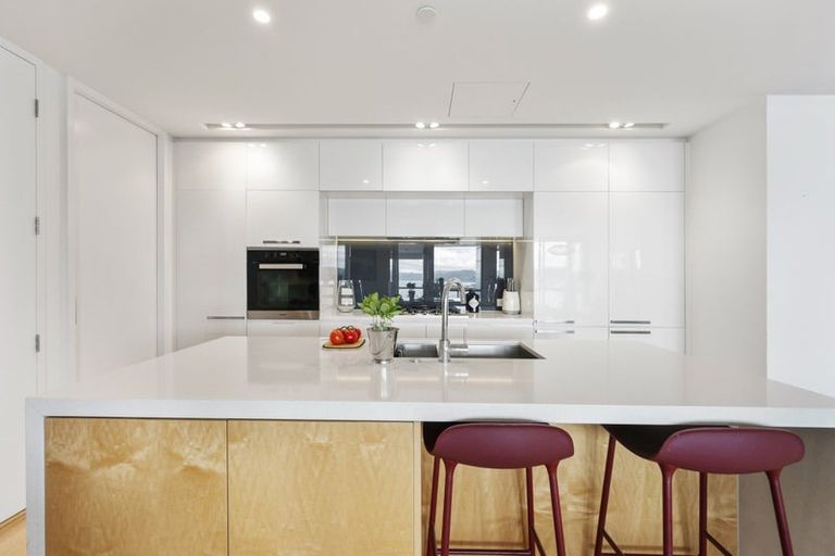 Photo of property in 902/1u Market Lane, Wellington Central, Wellington, 6011