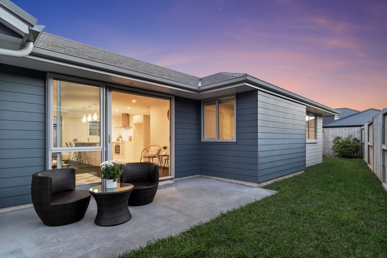 Photo of property in 10 Kahuparere Crescent, Pyes Pa, Tauranga, 3112