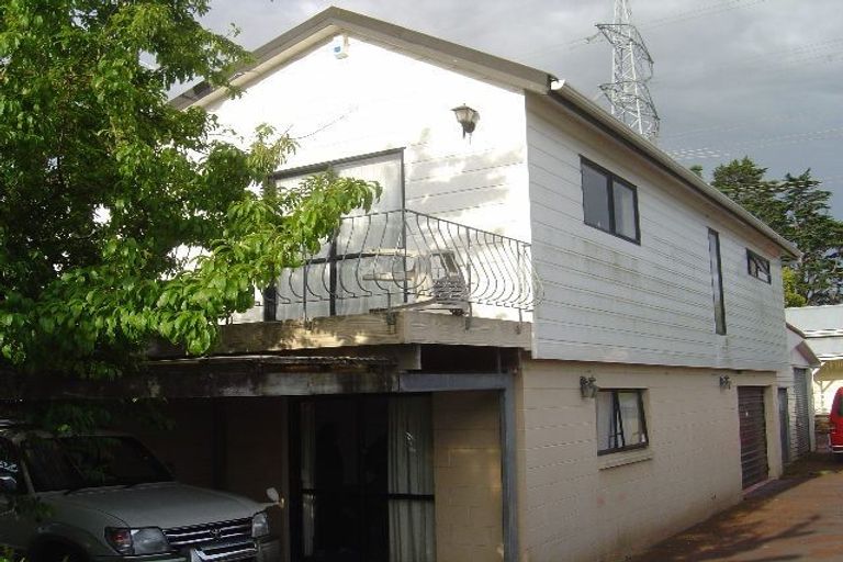 Photo of property in 108 Portage Road, New Lynn, Auckland, 0600