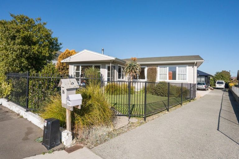 Photo of property in 16 Sutton Street, Richmond, 7020