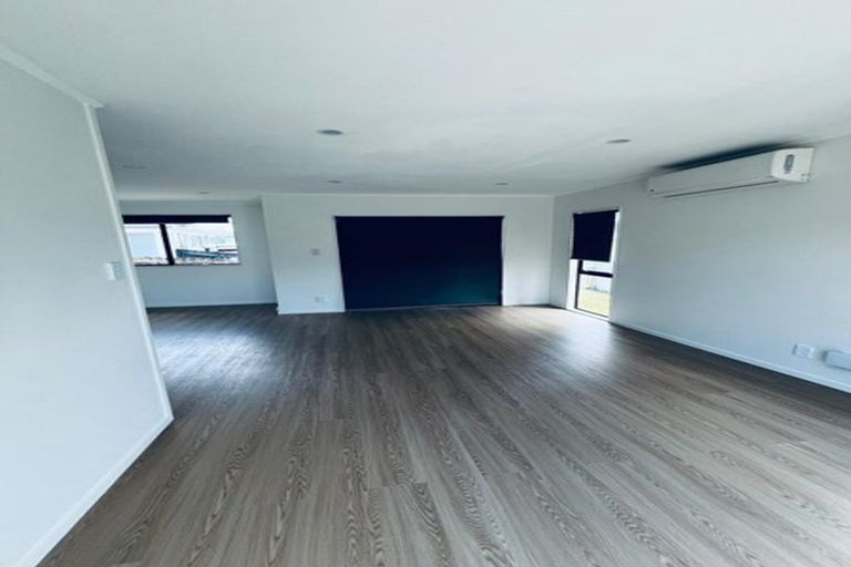 Photo of property in 2/19 Dunstan Place, Otara, Auckland, 2023