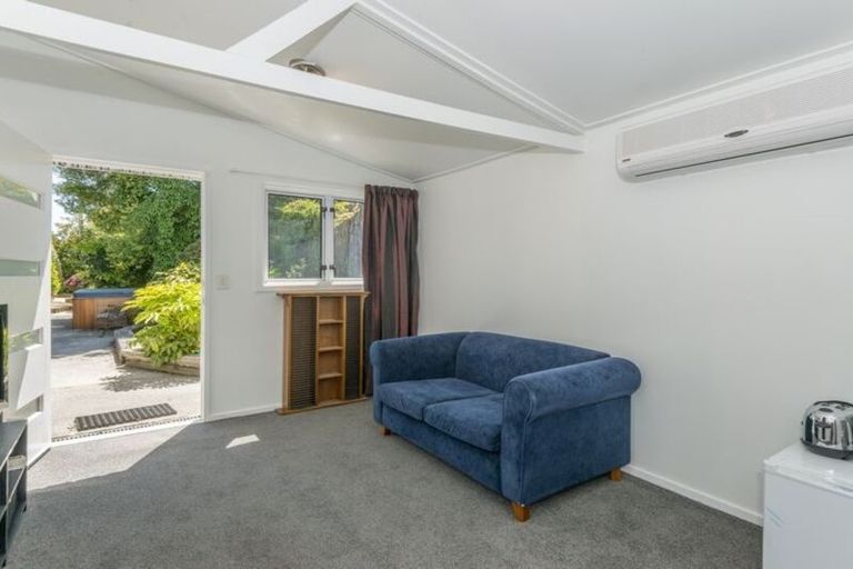 Photo of property in 28 Rosella Street, Broomfield, Christchurch, 8042