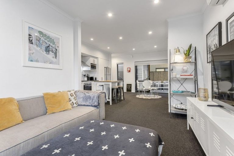 Photo of property in 36 Onekiritea Road, Hobsonville, Auckland, 0616