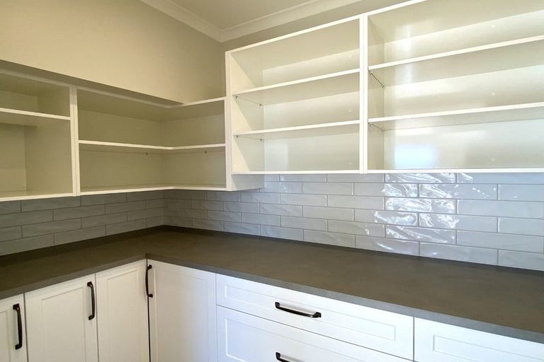 Photo of property in 28 Oyster Place, Omokoroa, 3114
