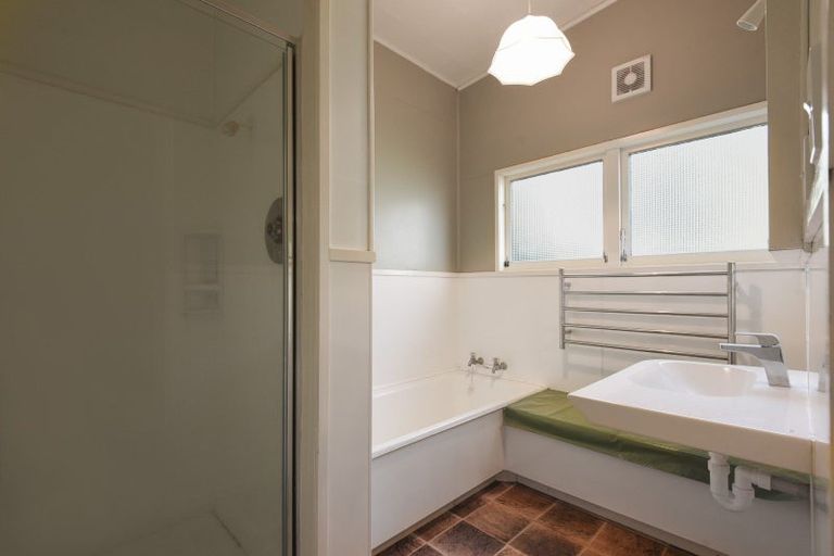 Photo of property in 1 Russell Crescent, Western Heights, Rotorua, 3015