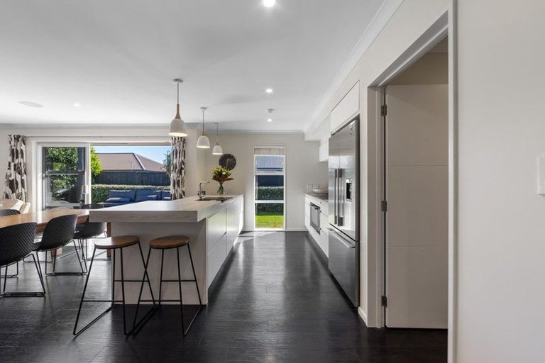 Photo of property in 4 Kawharu Street, Marshland, Christchurch, 8083