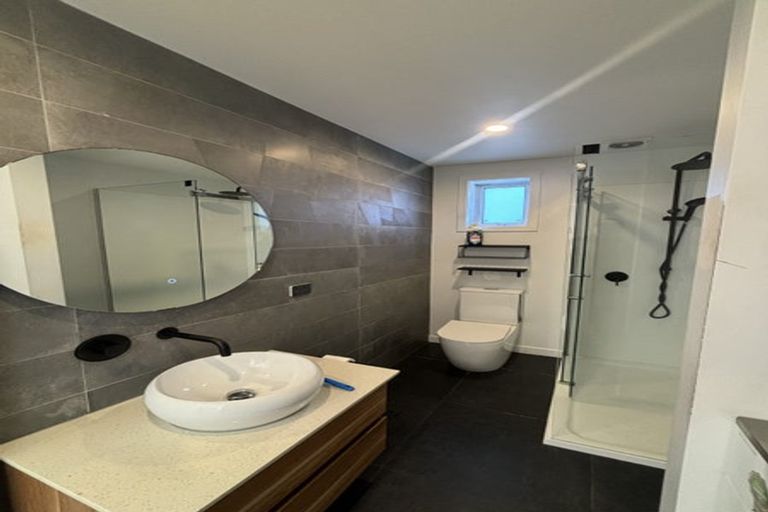 Photo of property in 1 Wellington Road, Paekakariki, 5034