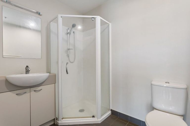 Photo of property in 1008/17 Osterley Way, Manukau, Auckland, 2104