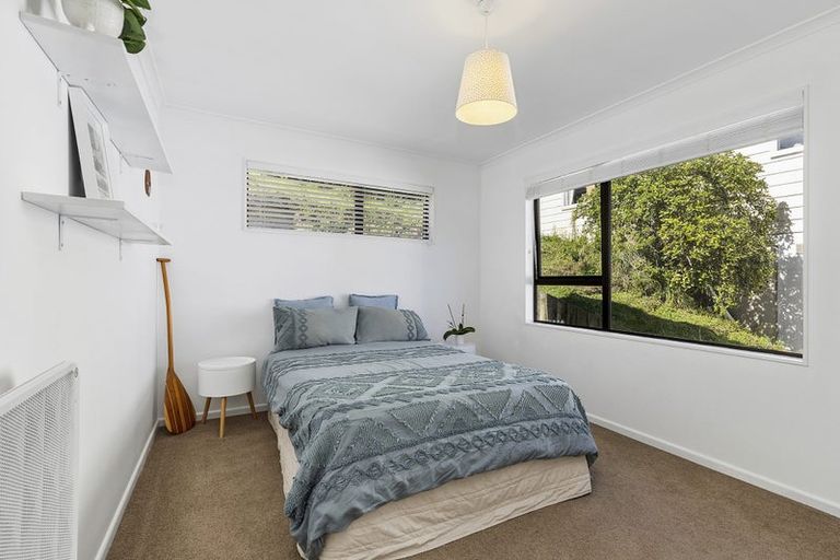 Photo of property in 71 Leeward Drive, Whitby, Porirua, 5024