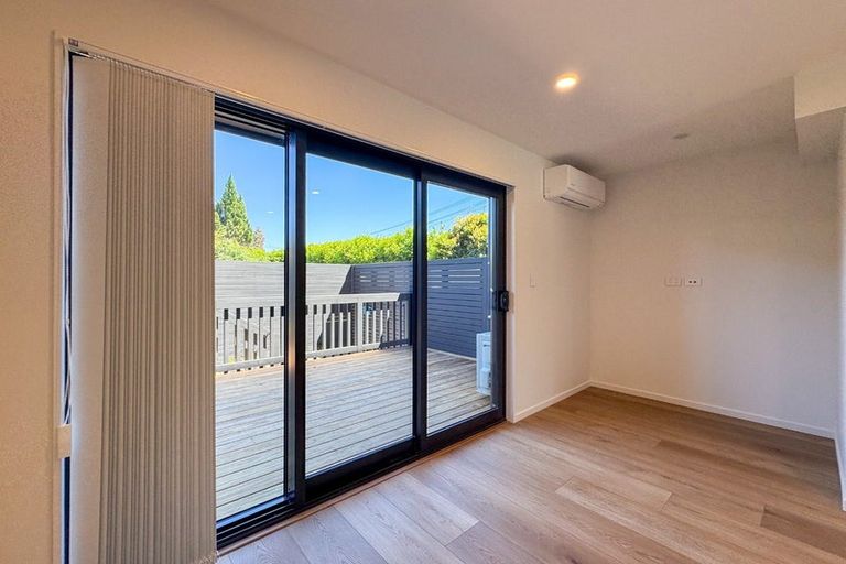 Photo of property in 19b House Avenue, Mangere Bridge, Auckland, 2022