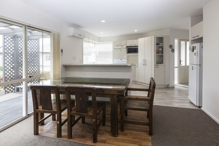 Photo of property in 50a Matipo Street, Riccarton, Christchurch, 8041