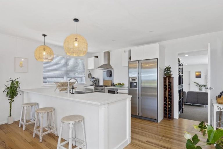 Photo of property in 1021b Papamoa Beach Road, Papamoa Beach, Papamoa, 3118