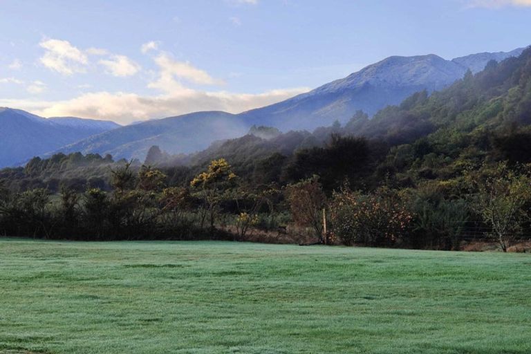 Photo of property in 670 Kumara-inchbonnie Road, Dunganville, Kumara, 7875