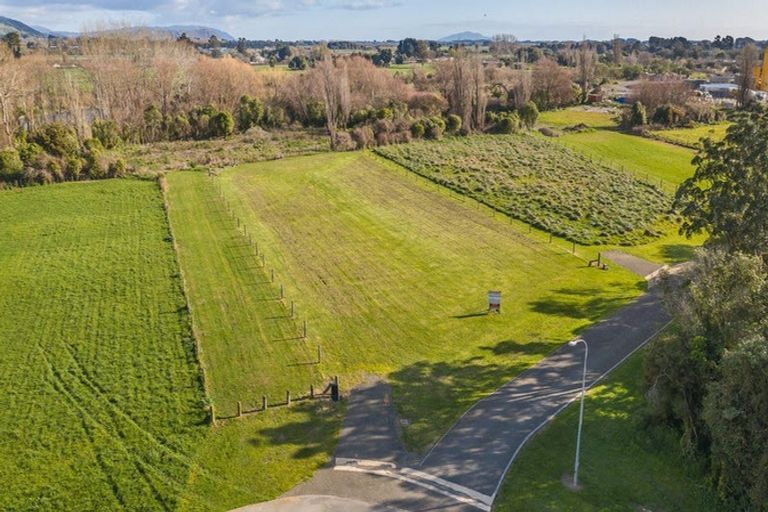 Photo of property in 29 Riverside Drive, Ohau, 5570