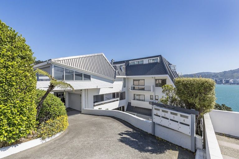 Photo of property in Beauport Apartments, 30u2 The Crescent, Roseneath, Wellington, 6011